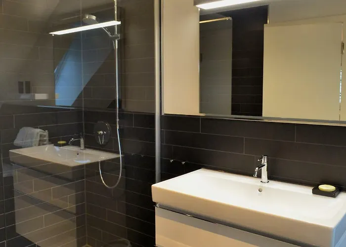 Haus Sathurn Semesterbostad